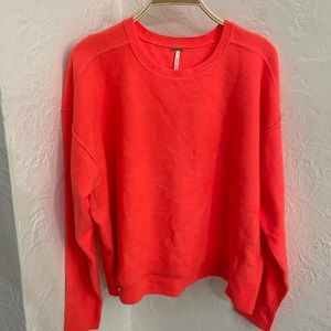 FREE PEOPLE Women's Luna Pullover Size Small in Cherry Glow